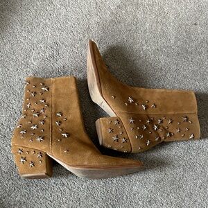 Matisse Star Studded Suede Caty Boots Size 8.5